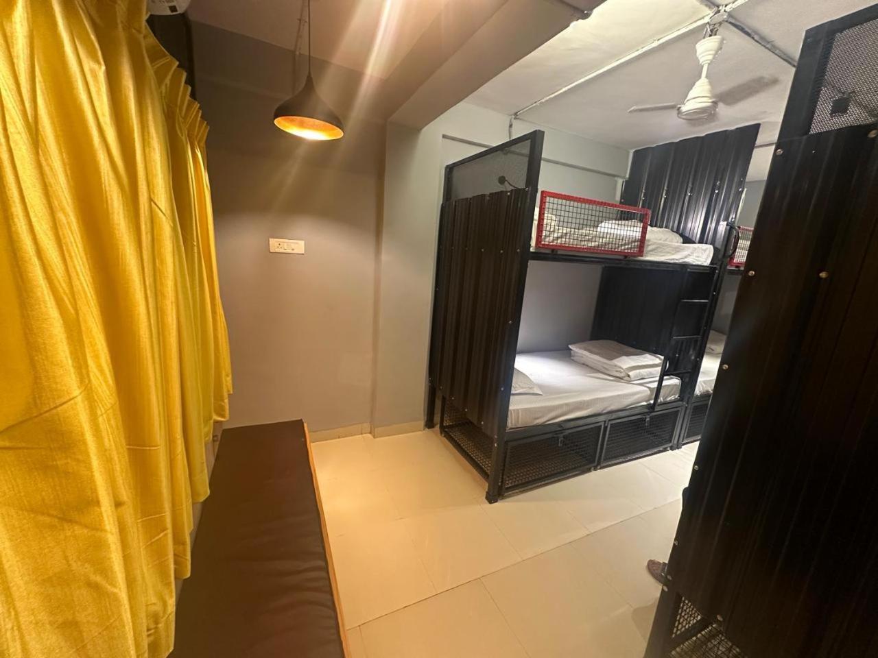 Travotale Hostel And Cowork Koregaonpark Pune Dış mekan fotoğraf