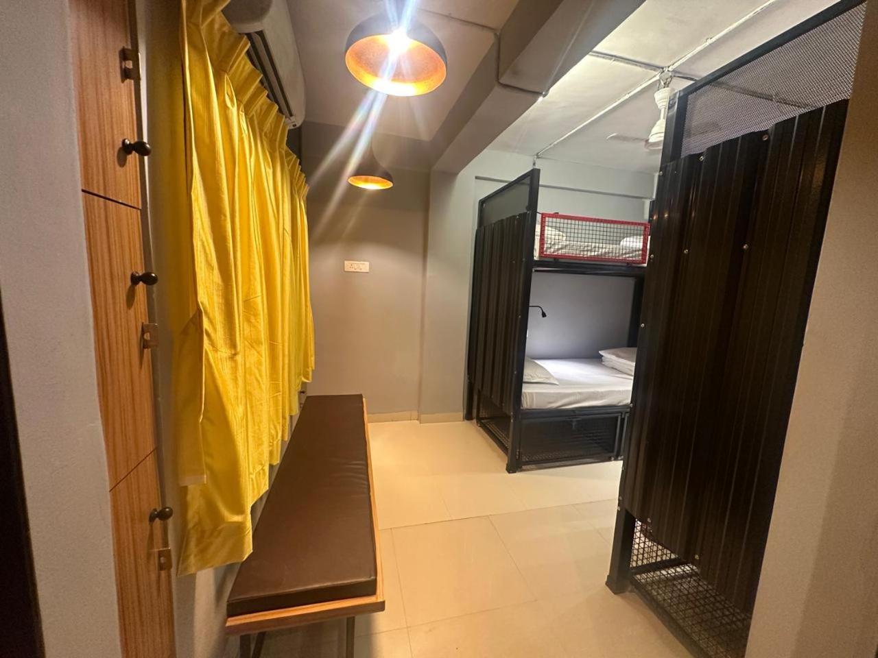 Travotale Hostel And Cowork Koregaonpark Pune Dış mekan fotoğraf