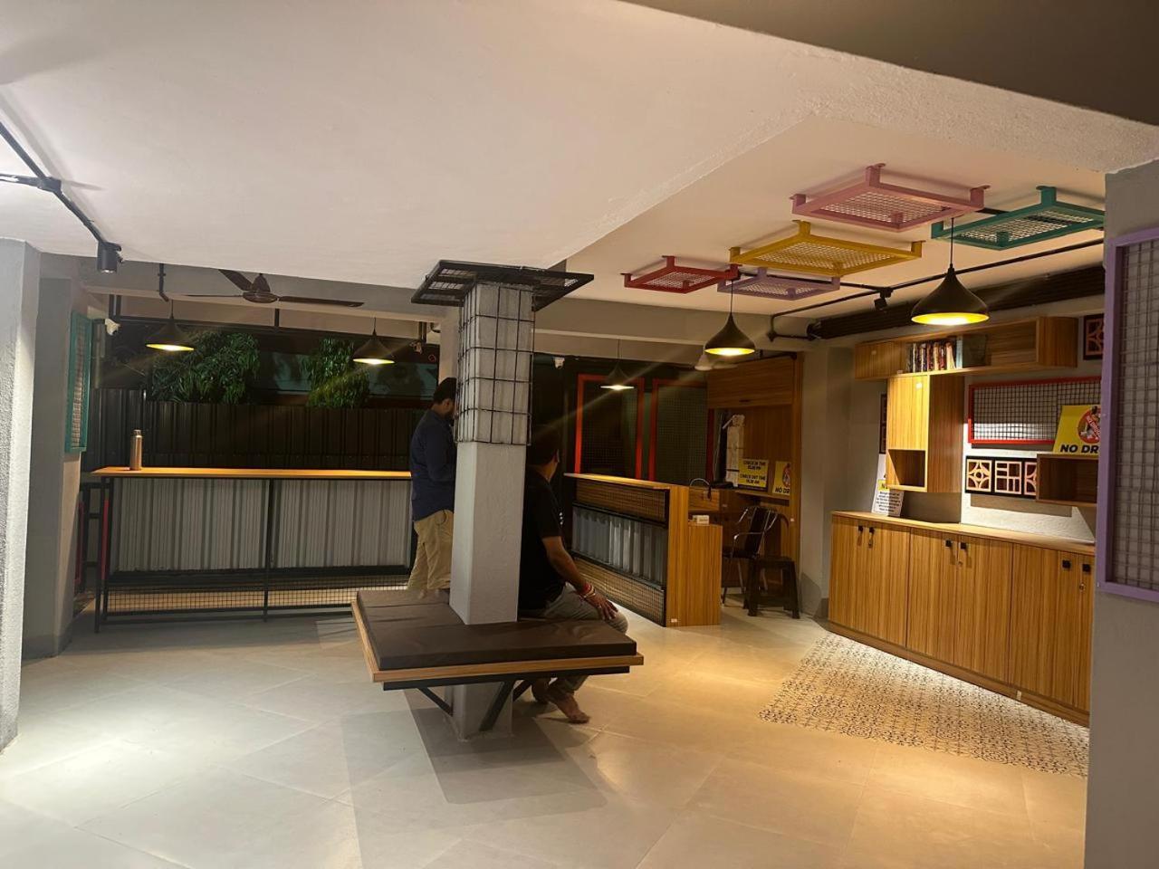 Travotale Hostel And Cowork Koregaonpark Pune Dış mekan fotoğraf
