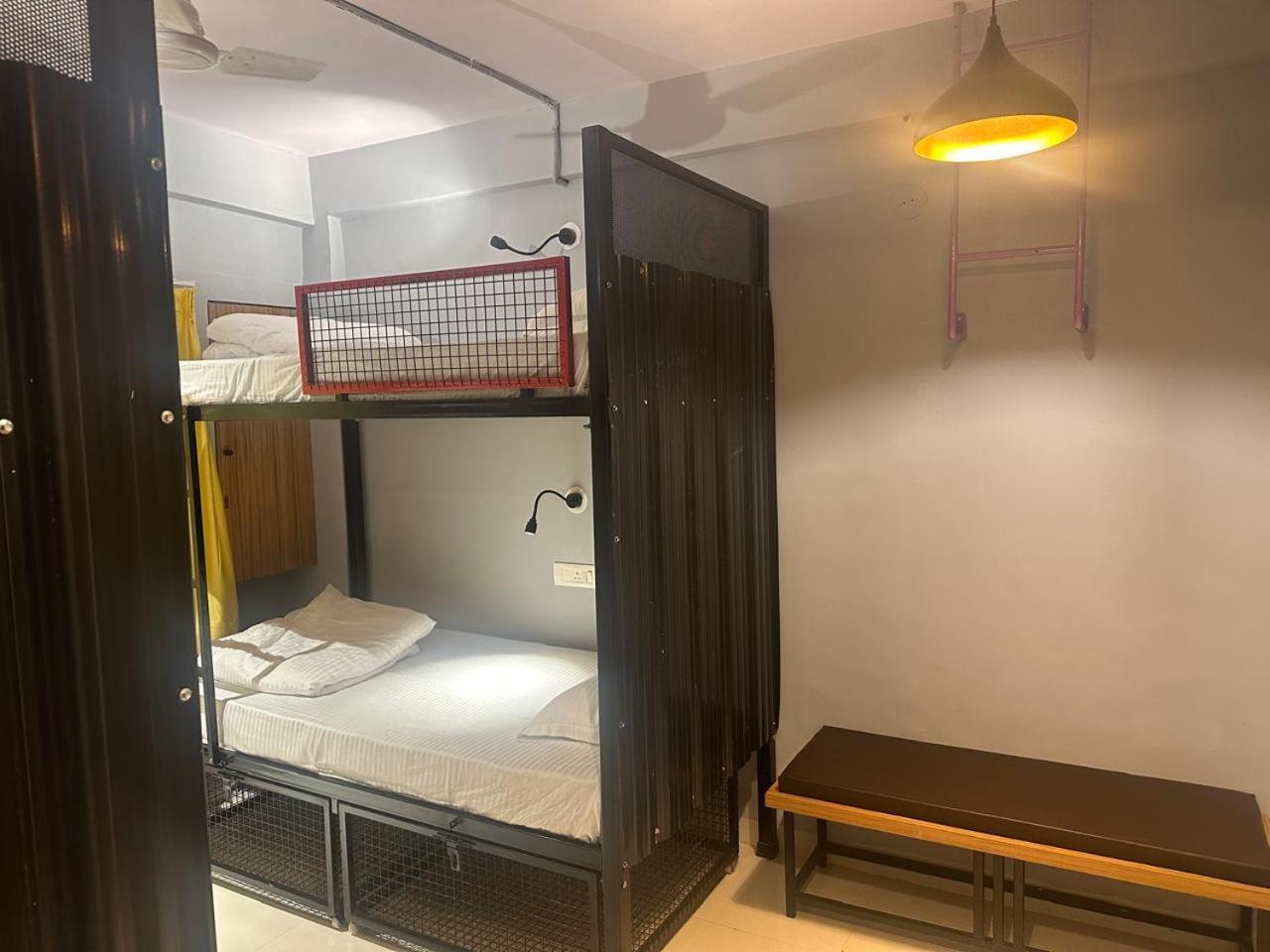 Travotale Hostel And Cowork Koregaonpark Pune Dış mekan fotoğraf