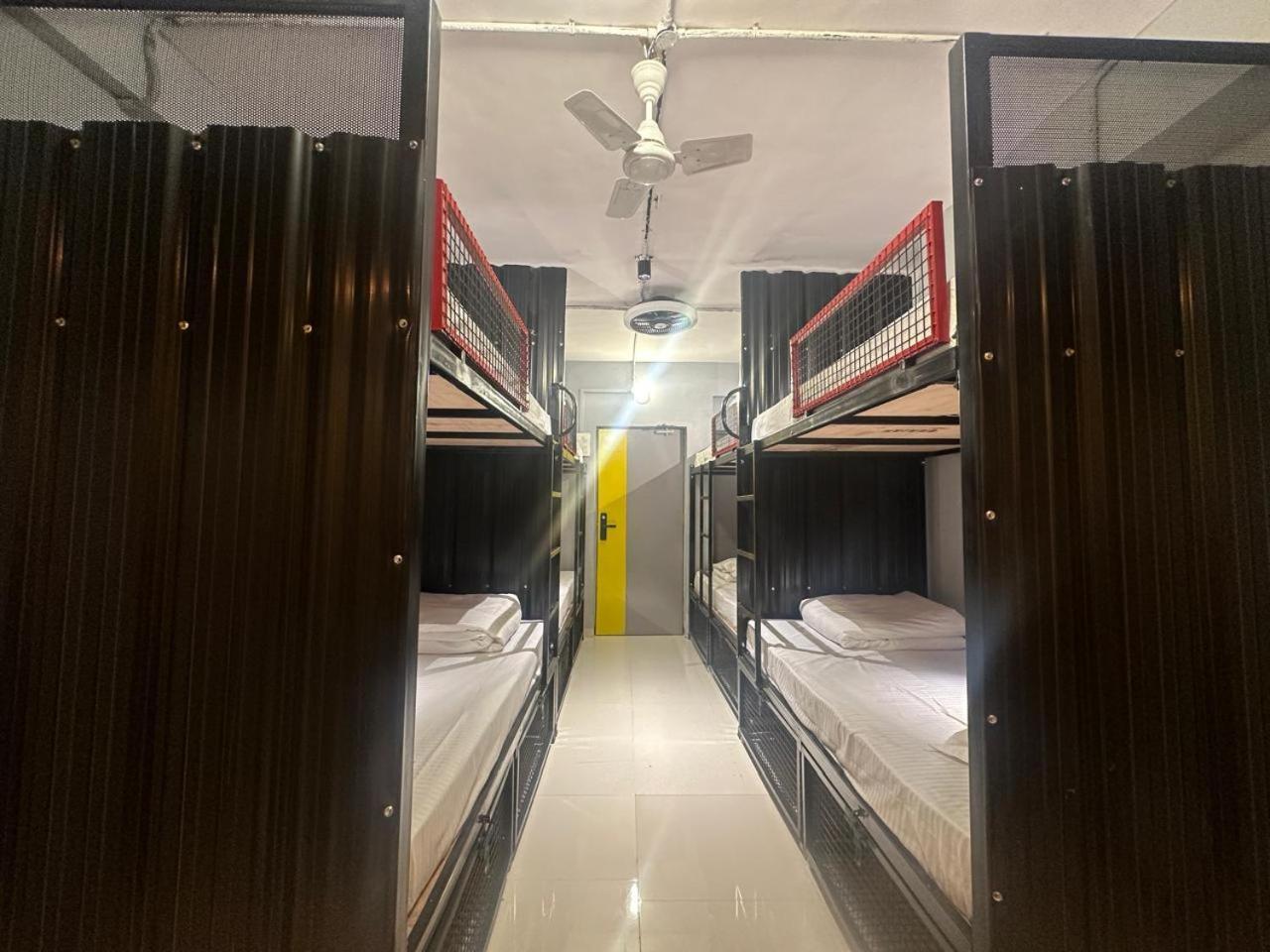 Travotale Hostel And Cowork Koregaonpark Pune Dış mekan fotoğraf