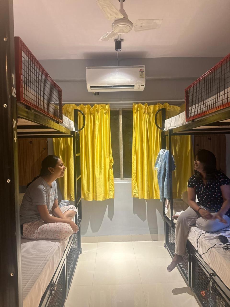 Travotale Hostel And Cowork Koregaonpark Pune Dış mekan fotoğraf